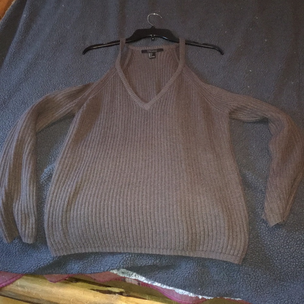 Forever 21 cold shoulder sweater